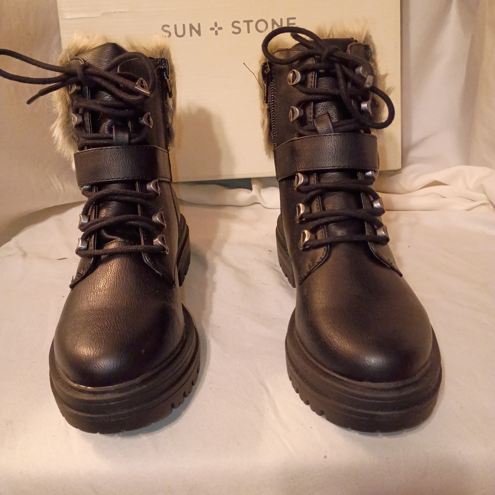 Black Fur-Lined Lace-Up Boots
